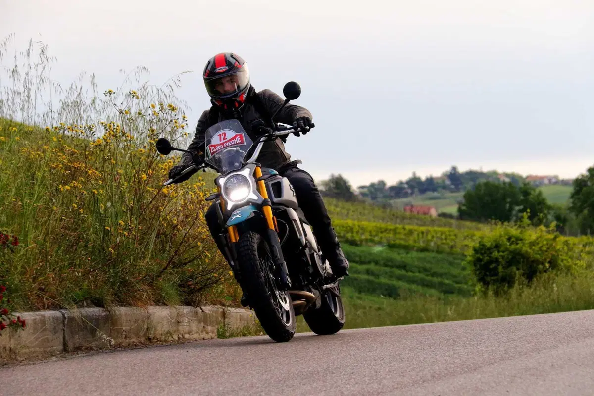 CFMOTO CL-X 700 Adventure TEST: ci abbiamo fatto 20.000 pieghe! [VIDEO E GALLERY] (16)