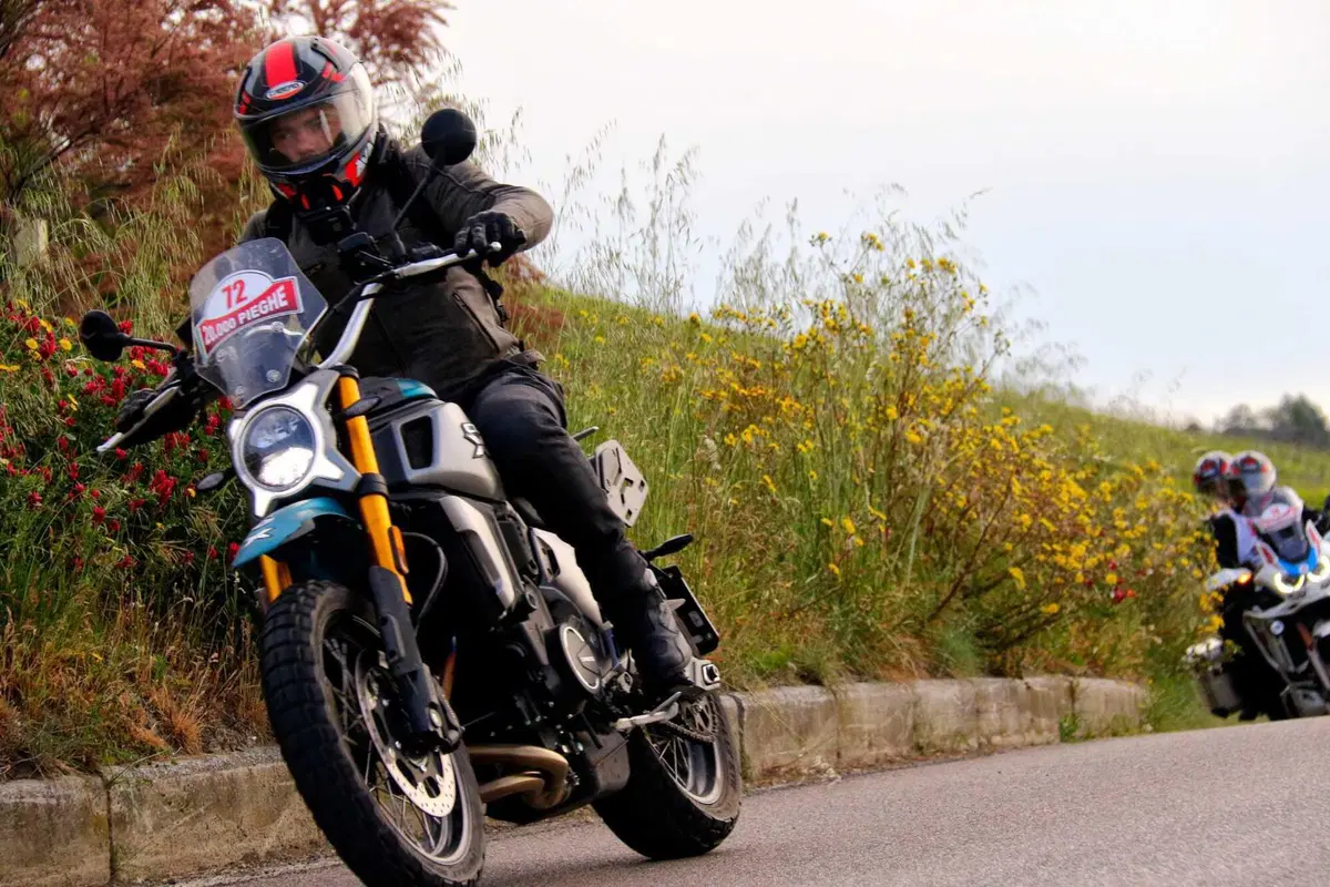 CFMOTO CL-X 700 Adventure TEST: ci abbiamo fatto 20.000 pieghe! [VIDEO E GALLERY] (19)