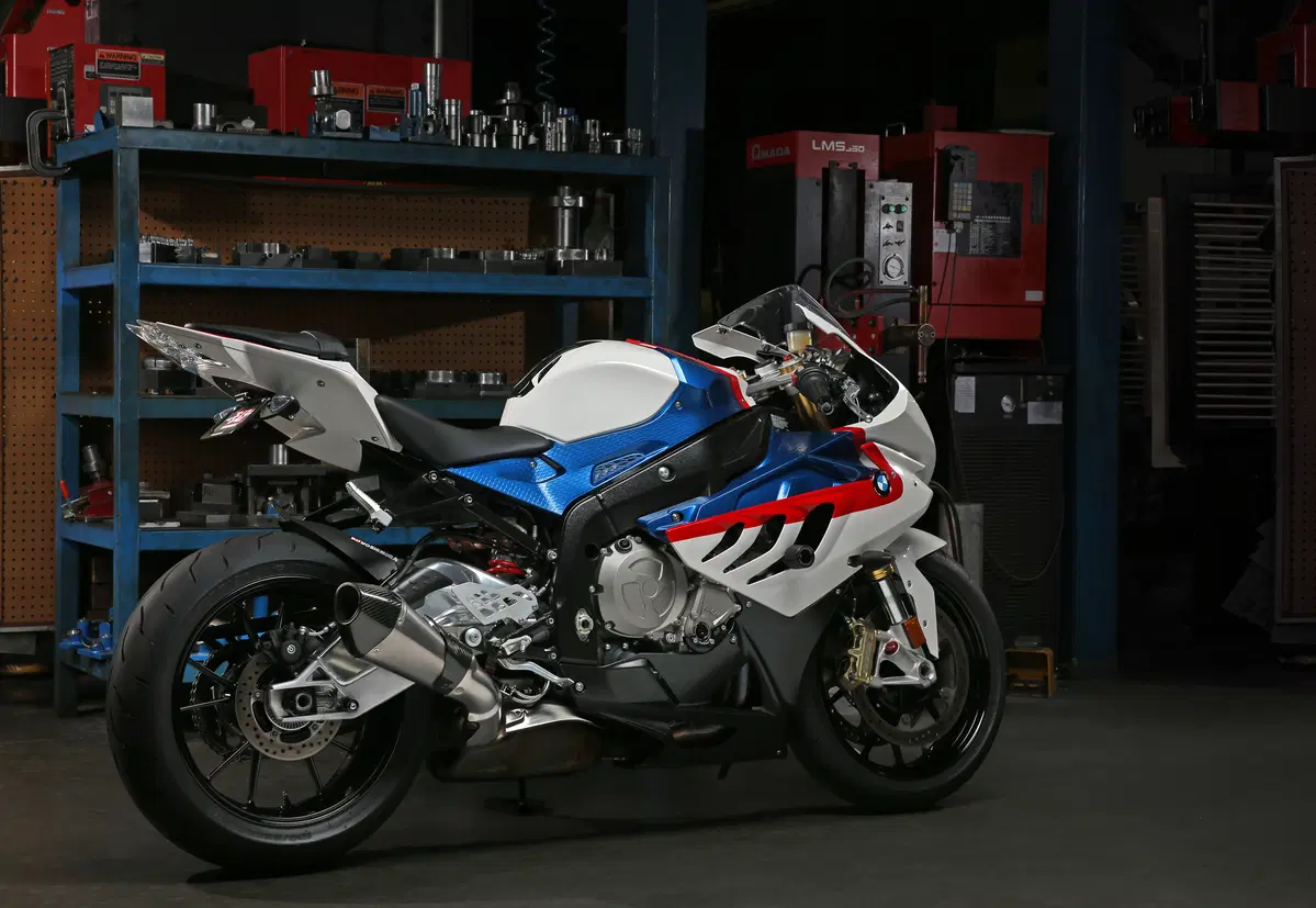 Yoshimura USA, il colosso degli scarichi (10)