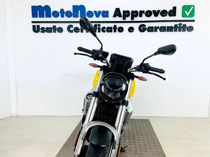 Voge Trofeo 350AC (2022 - 26) (4)