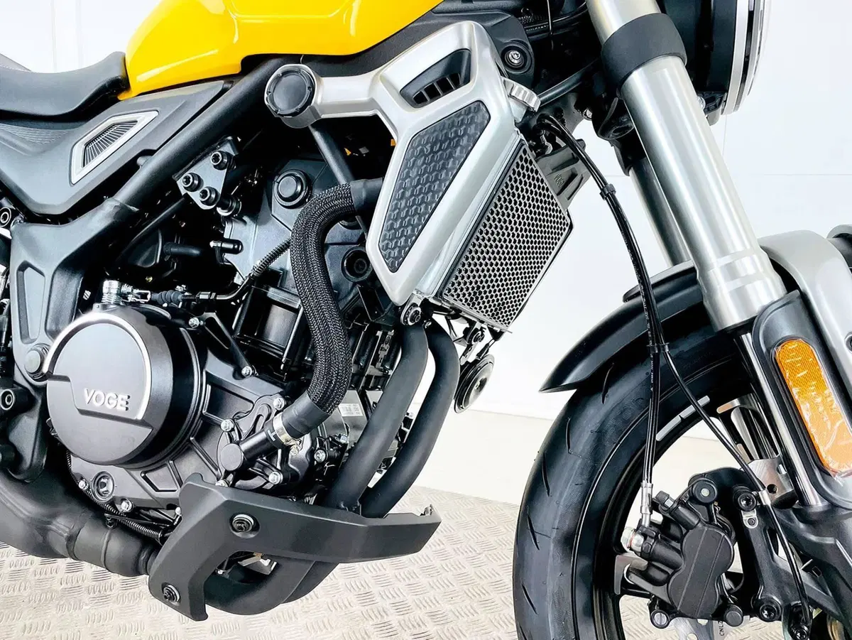 Voge Trofeo 350AC (2022 - 26) (9)