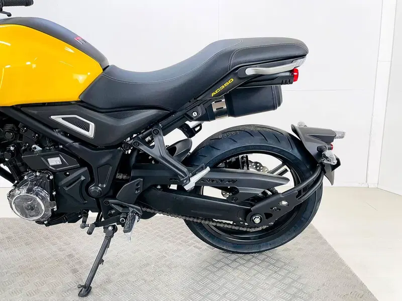 Voge Trofeo 350AC (2022 - 26) (14)