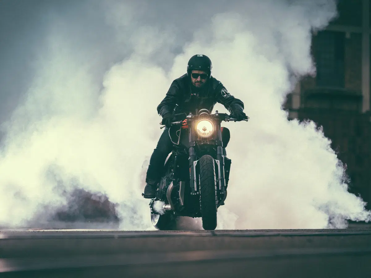 Yamaha VMAX Infrared by JvB-Moto (2)