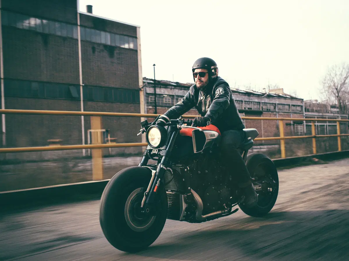 Yamaha VMAX Infrared by JvB-Moto (5)