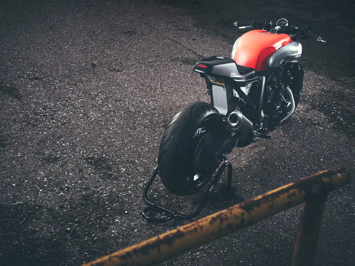 Yamaha VMAX Infrared by JvB-Moto (22)