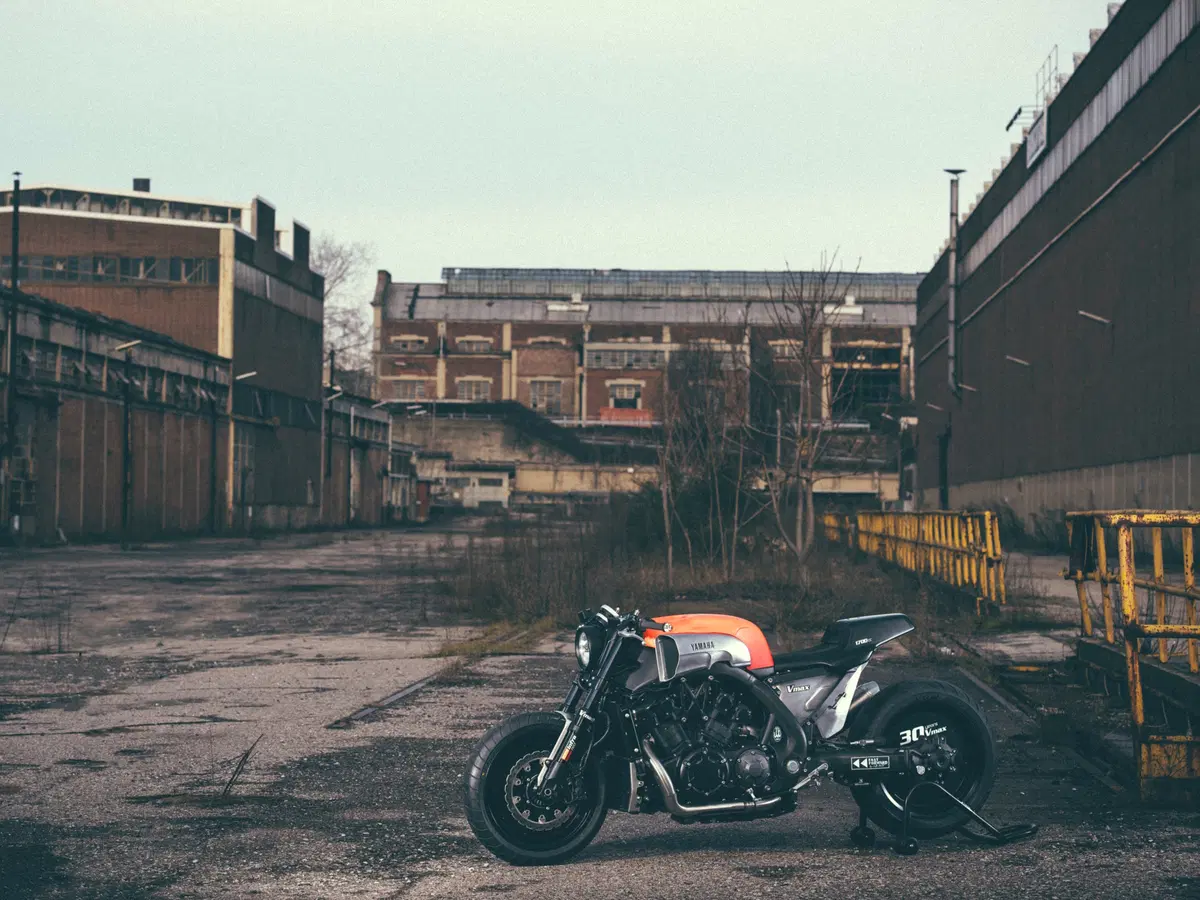 Yamaha VMAX Infrared by JvB-Moto (21)