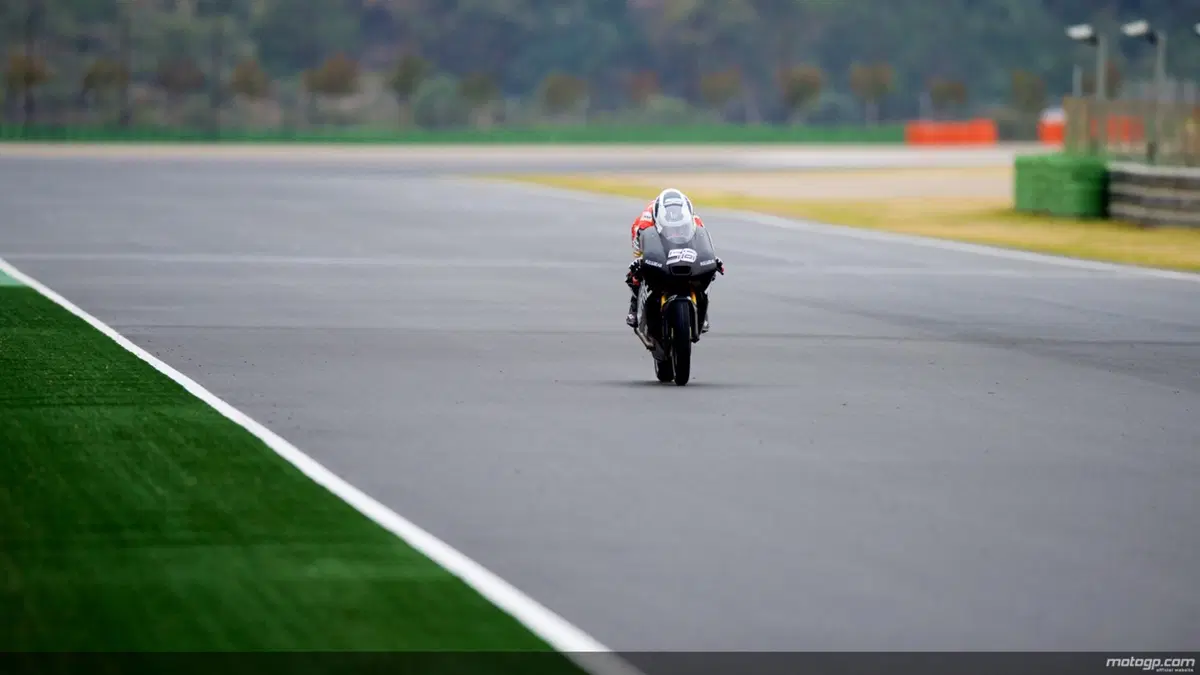 Test Moto2 e Moto3 a Valencia. Day 3 (2)