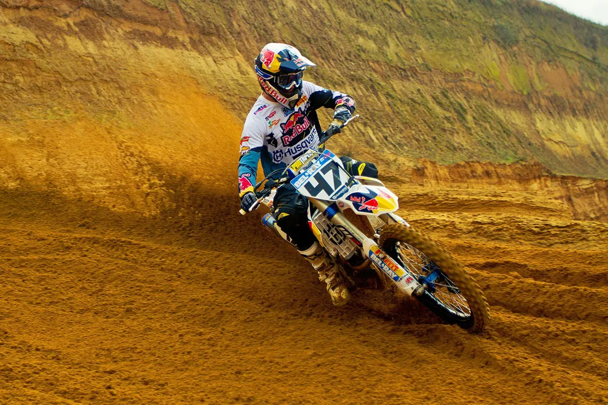 Le Husqvarna ufficiali in livrea 2015 (9)
