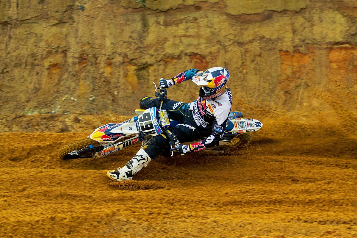 Le Husqvarna ufficiali in livrea 2015 (13)