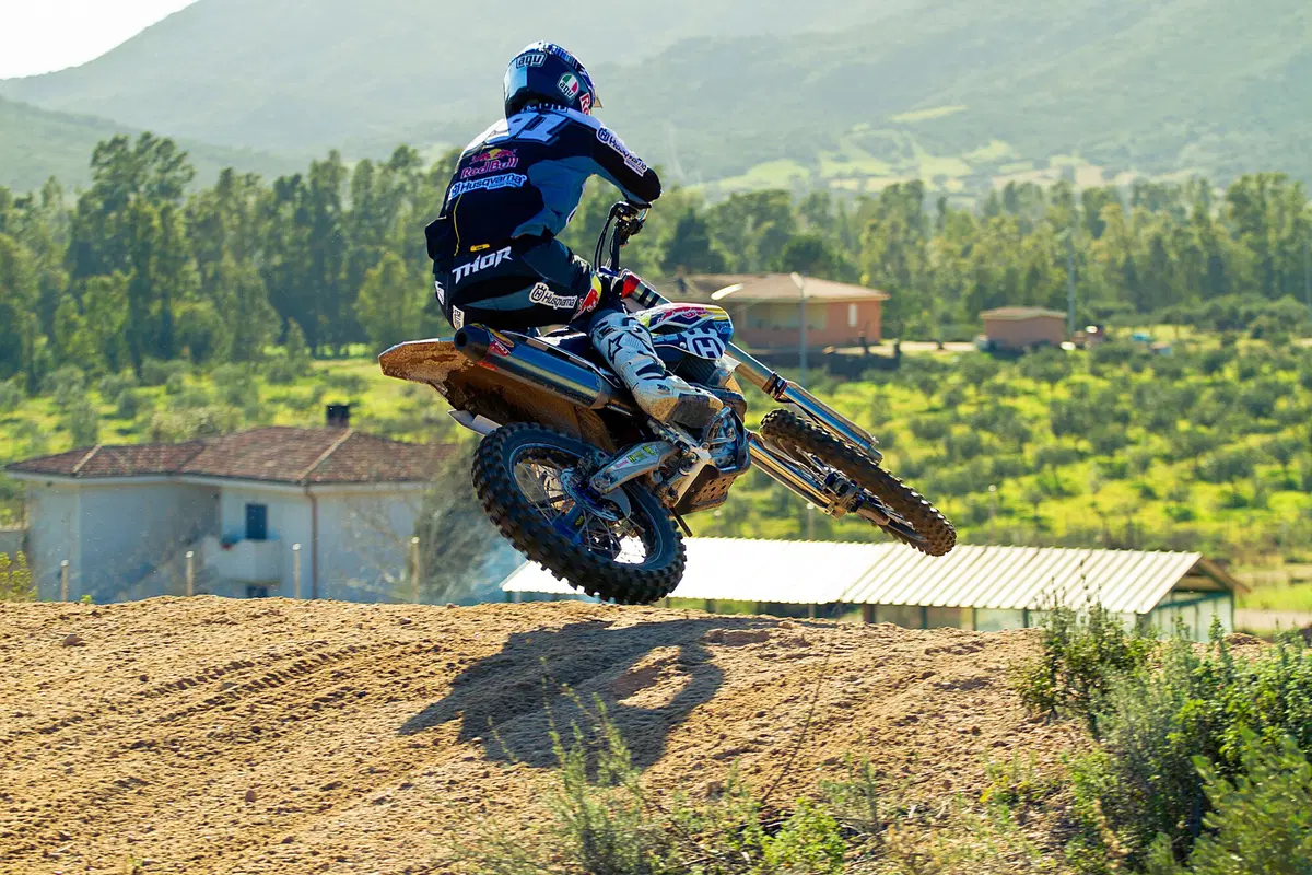 Le Husqvarna ufficiali in livrea 2015 (14)