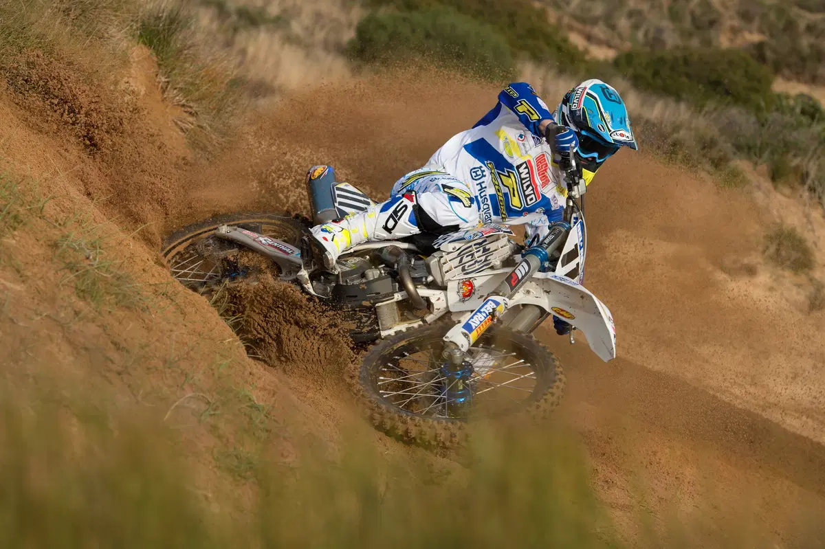 Le Husqvarna ufficiali in livrea 2015 (20)