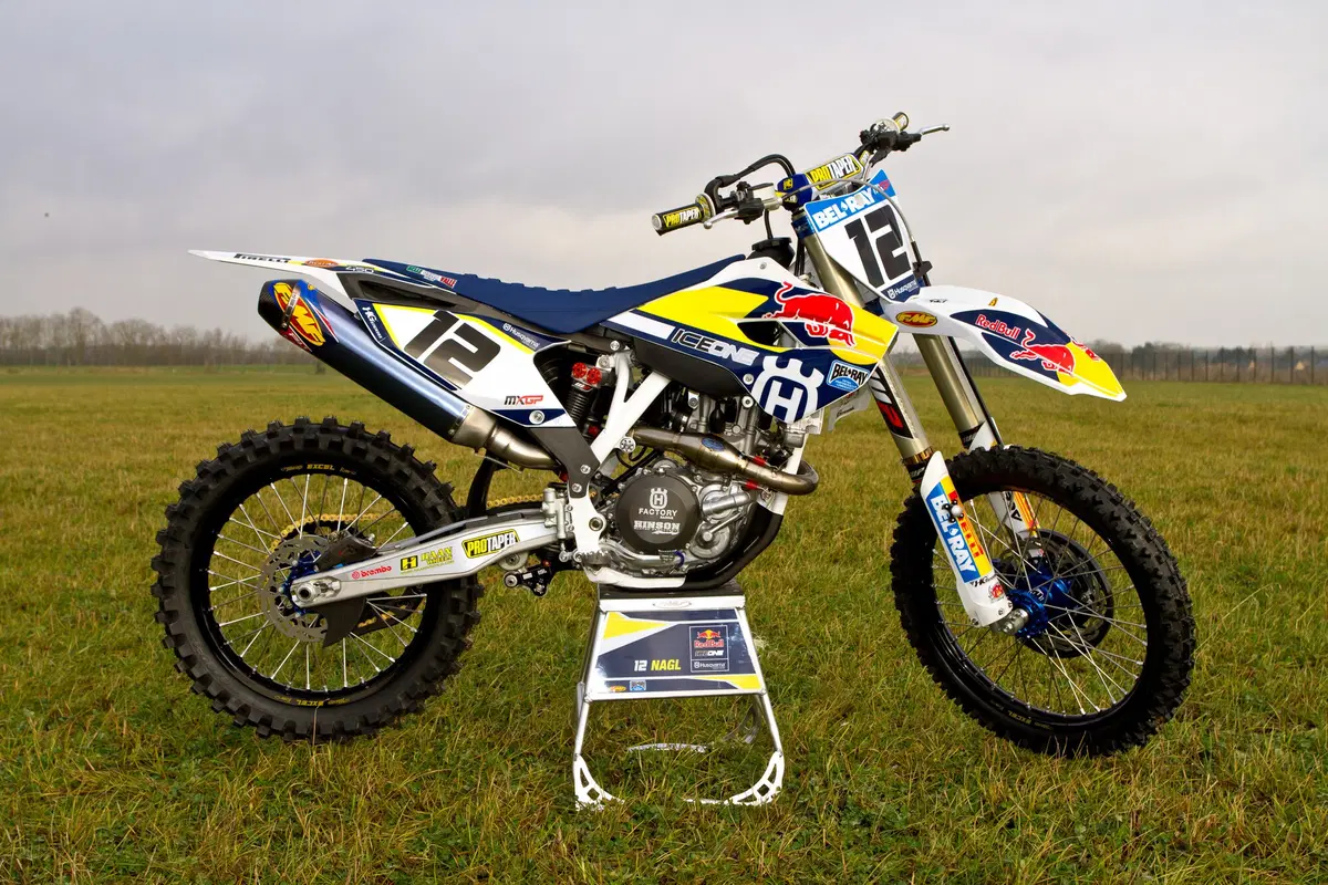 Le Husqvarna ufficiali in livrea 2015 (21)