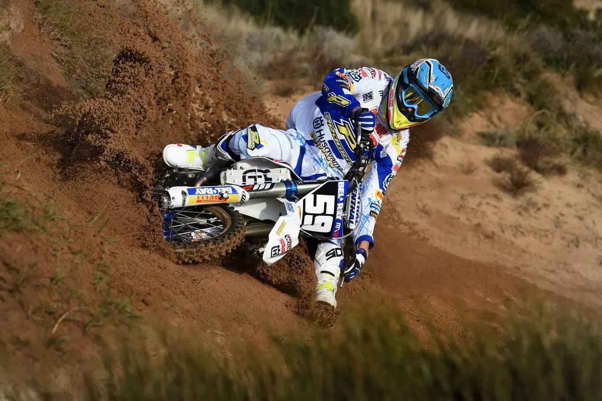 Le Husqvarna ufficiali in livrea 2015 (25)