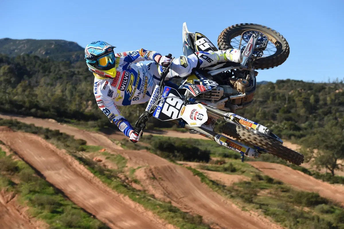 Le Husqvarna ufficiali in livrea 2015 (31)