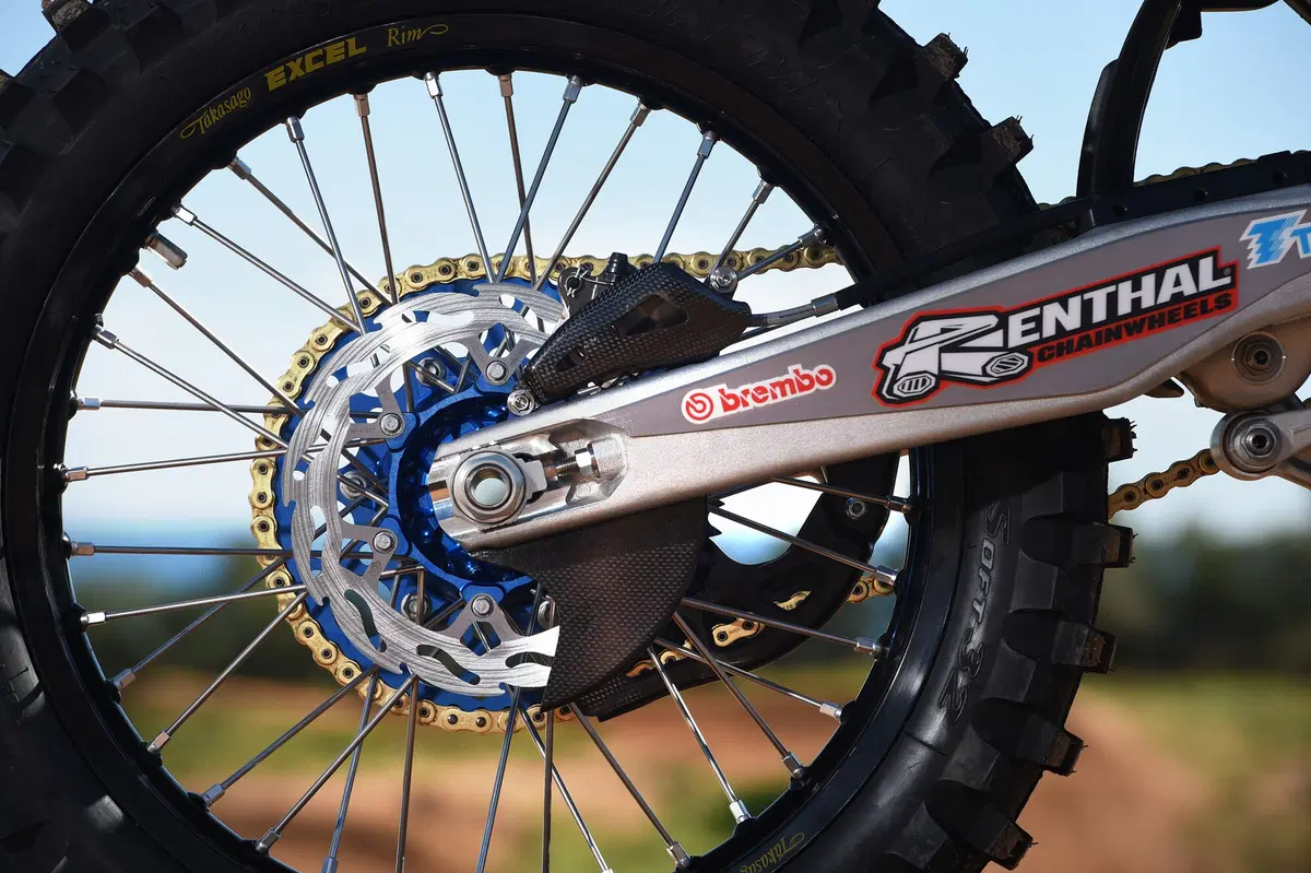 Le Husqvarna ufficiali in livrea 2015 (35)
