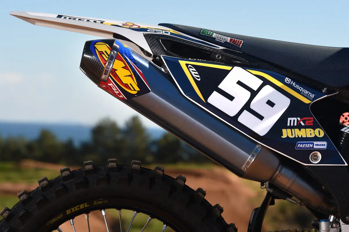 Le Husqvarna ufficiali in livrea 2015 (39)