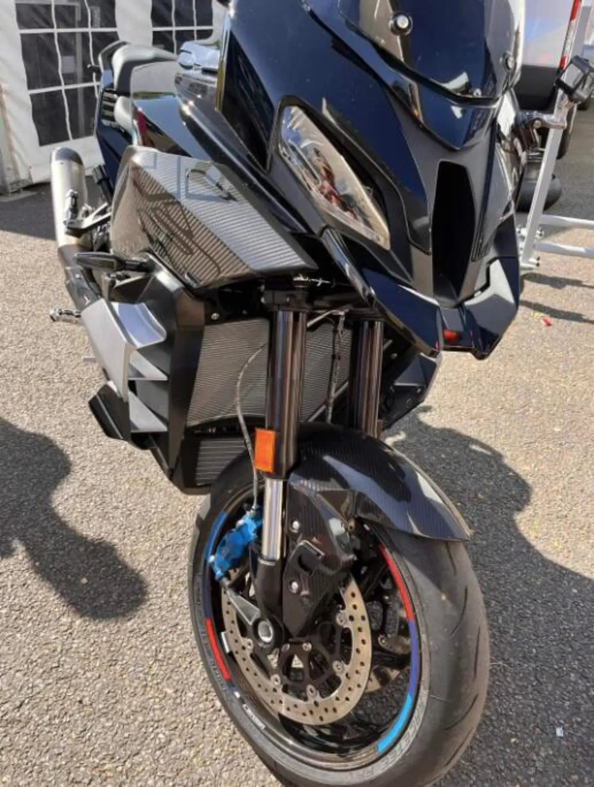 [VIDEO E GALLERY] 6 giugno: BMW presenta la nuova M1000XR. Intanto Peter Hickman all'isola di Man... (3)