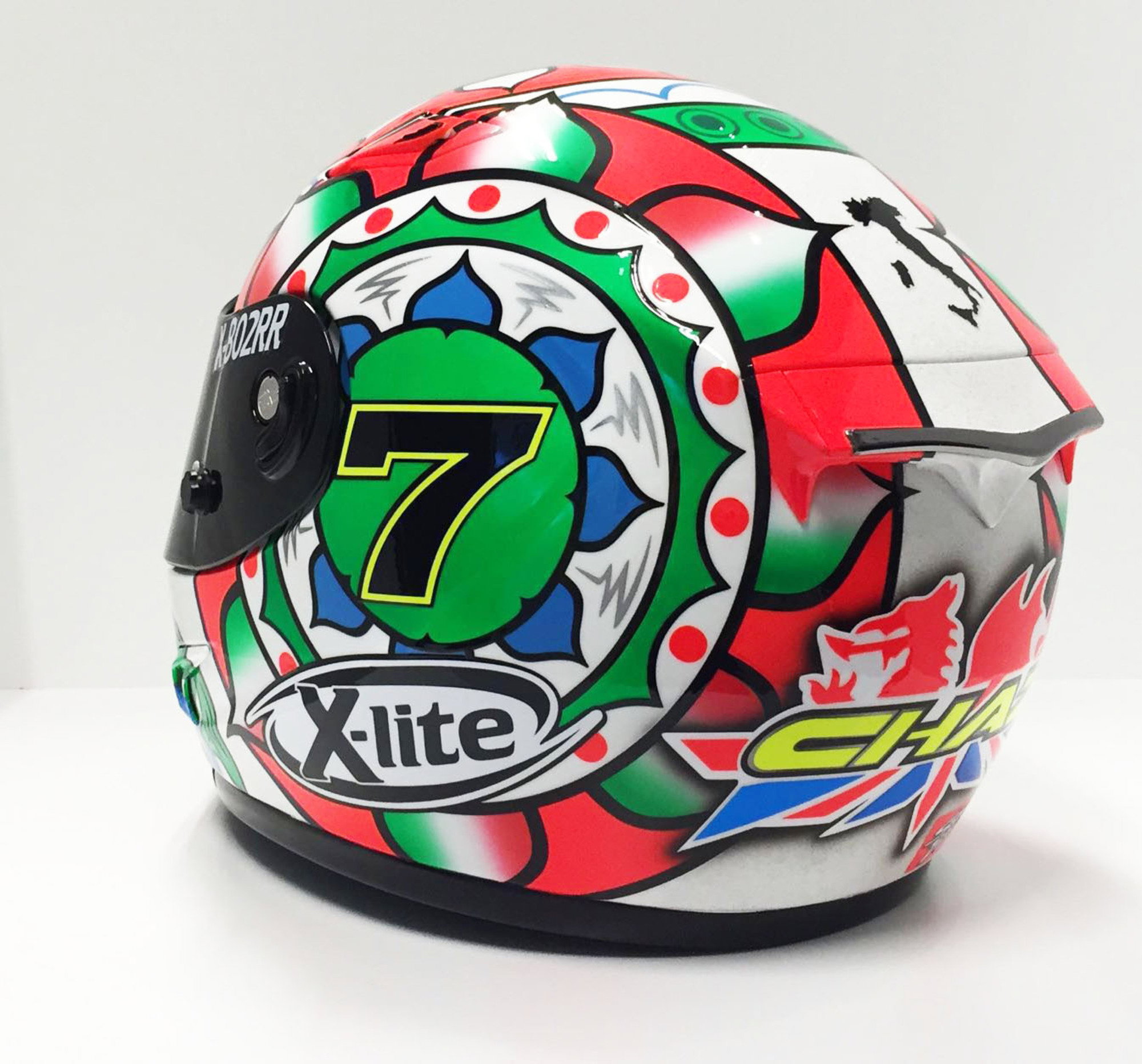 Chaz Davies presenta il suo X-Lite X-802RR Replica Imola