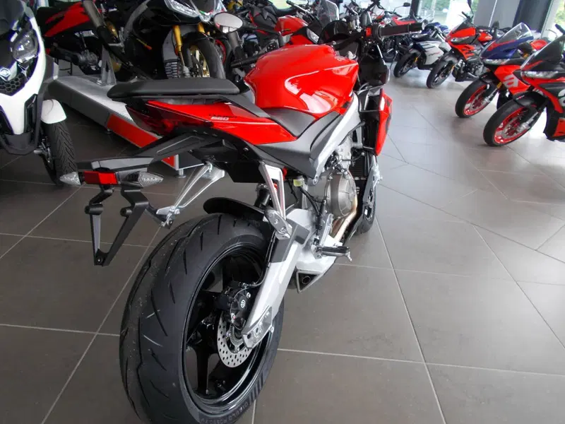 Aprilia Tuono 660 (2021 - 25) (8)