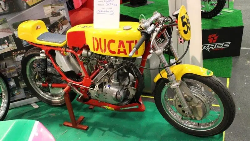 Automotoretr&ograve; Torino: le foto pi&ugrave; belle in diretta 