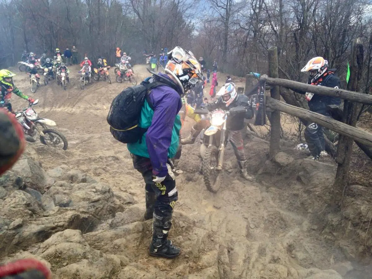 Hell's Gate Metzeler Lite 2015: cavalcata infernale (9)