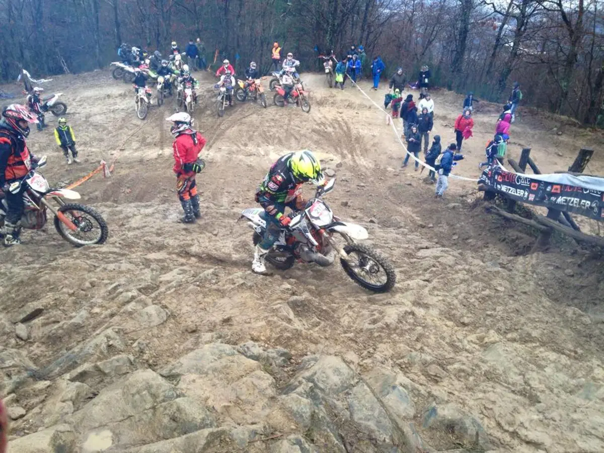 Hell's Gate Metzeler Lite 2015: cavalcata infernale (11)