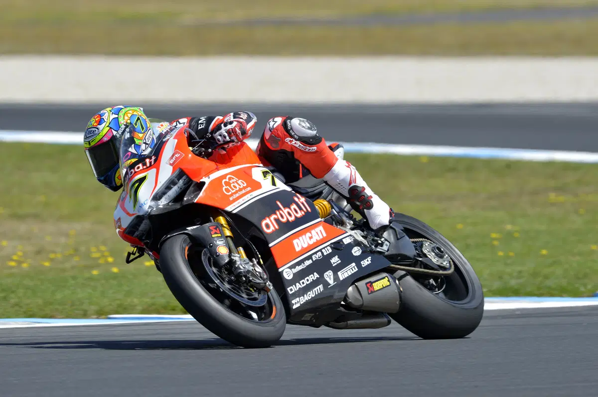 SBK. Lowes è il più veloce nella prima giornata di test a Phillip Island (10)