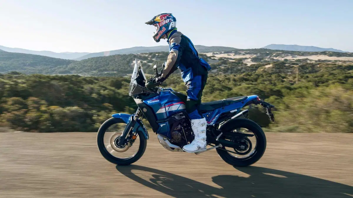 Yamaha presenta la nuova Ténéré 700 World Rally: celebra i 40 anni del modello. Foto e prezzo (3)
