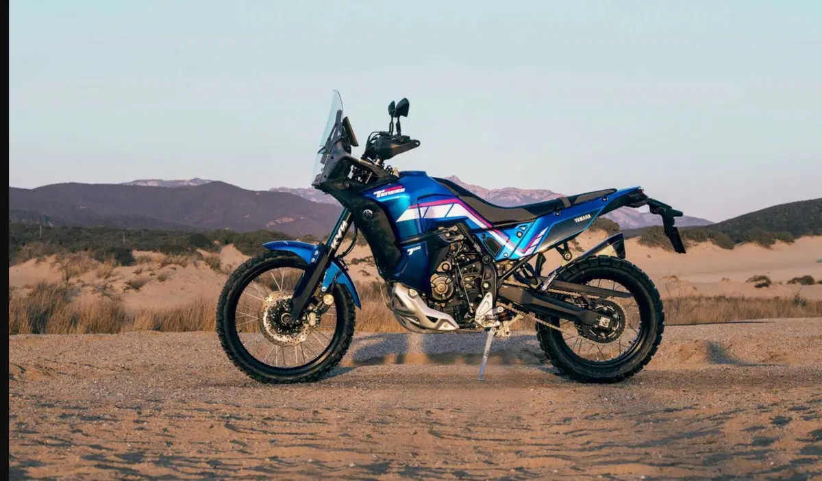 Yamaha presenta la nuova Ténéré 700 World Rally: celebra i 40 anni del modello. Foto e prezzo (2)