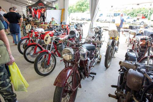 Moto d'Epoca. Il Giardino Sempreverde della Mostra-Scambio del C.A.M.E.R. (6)