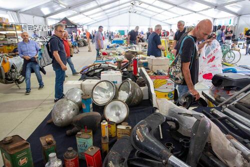 Moto d'Epoca. Il Giardino Sempreverde della Mostra-Scambio del C.A.M.E.R. (8)