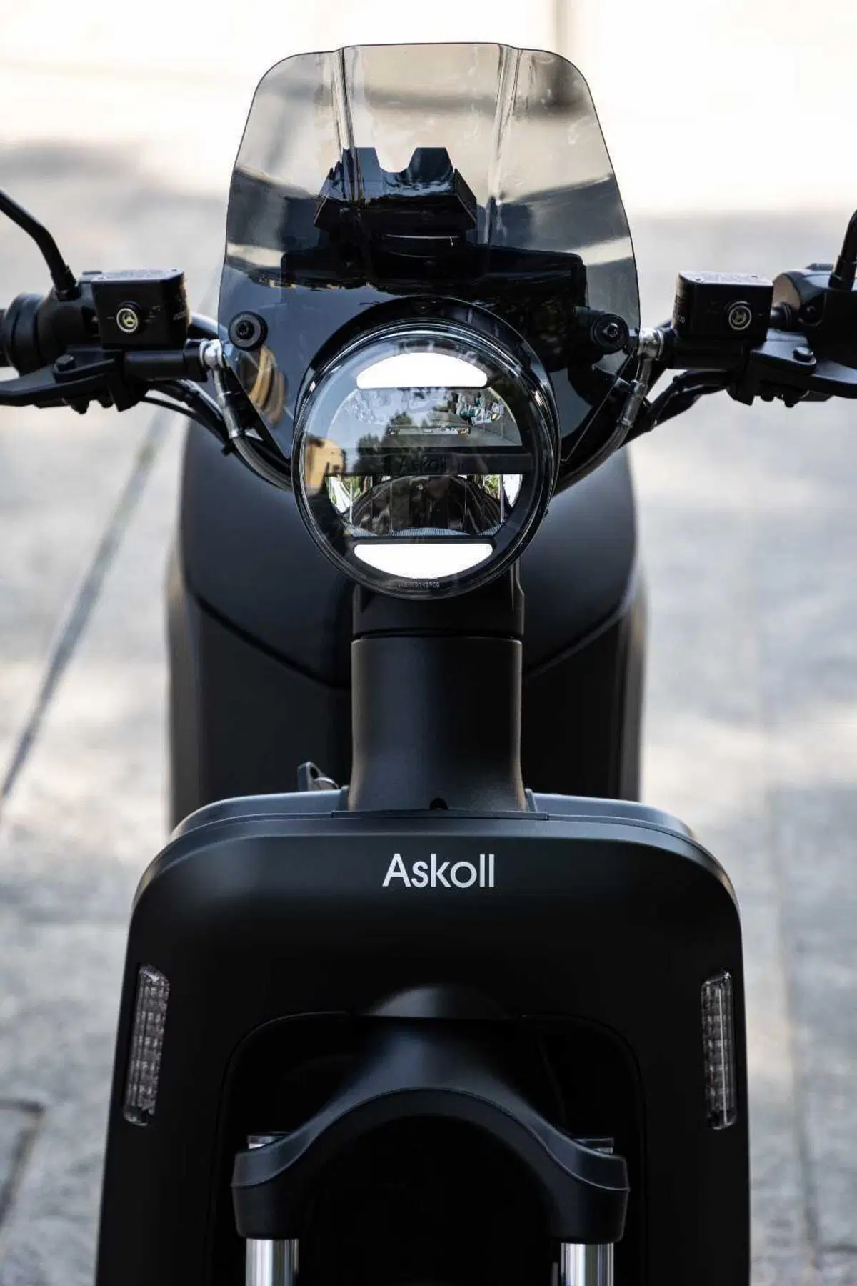 Alla scoperta degli store più green di Milano con l'Askoll XKP L3 - TEST (33)