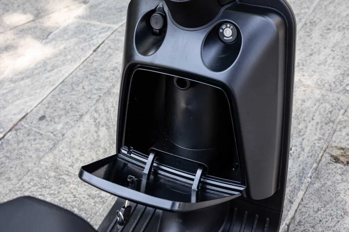Alla scoperta degli store più green di Milano con l'Askoll XKP L3 - TEST (42)