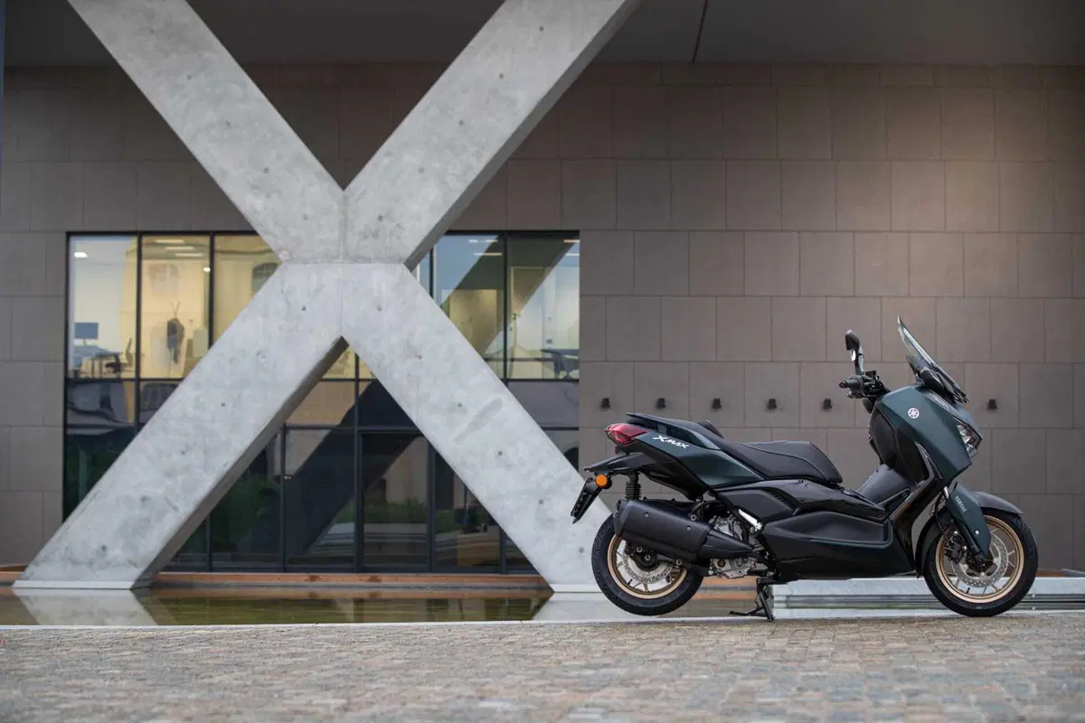 Yamaha XMAX 300 Tech Max, il max del max! - TEST