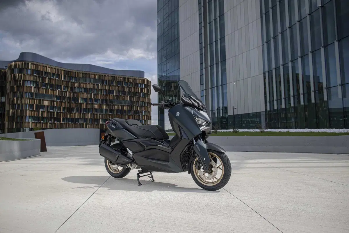 Yamaha XMAX 300 Tech Max, il max del max! - TEST (7)