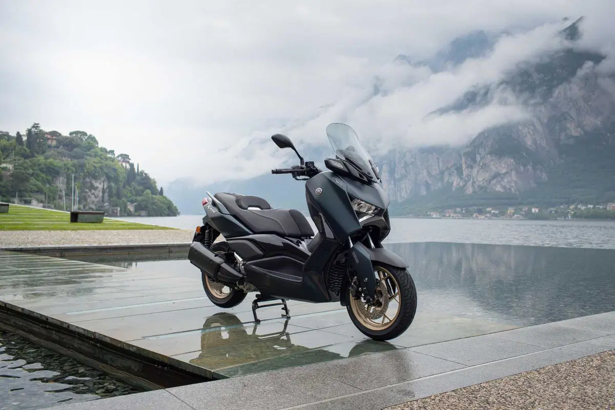 Yamaha XMAX 300 Tech Max, il max del max! - TEST (11)