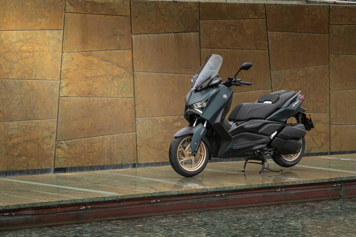 Yamaha XMAX 300 Tech Max, il max del max! - TEST (14)