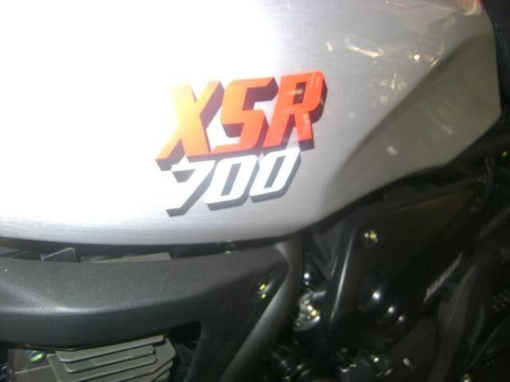 Yamaha XSR 700 XTribute (2022 - 24) (2)