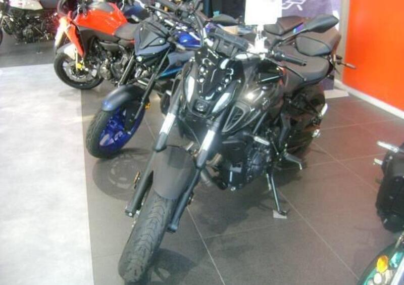 Vendo Yamaha MT 07 Pure 2023 24 nuova a Arezzo codice 9186997