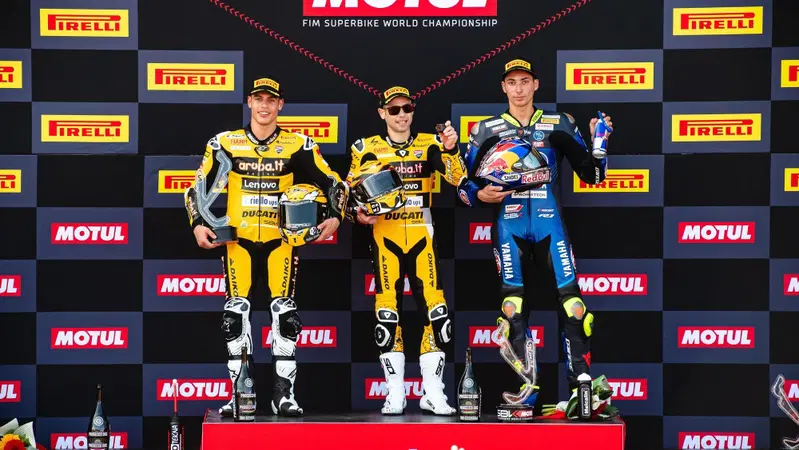 SBK 2023. GP d'Italia. Alvaro Bautista (in giallo!) vince Gara1 a Misano