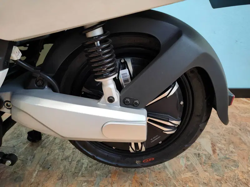Sunra Italia Robo S L3e (2021 - 26) (16)