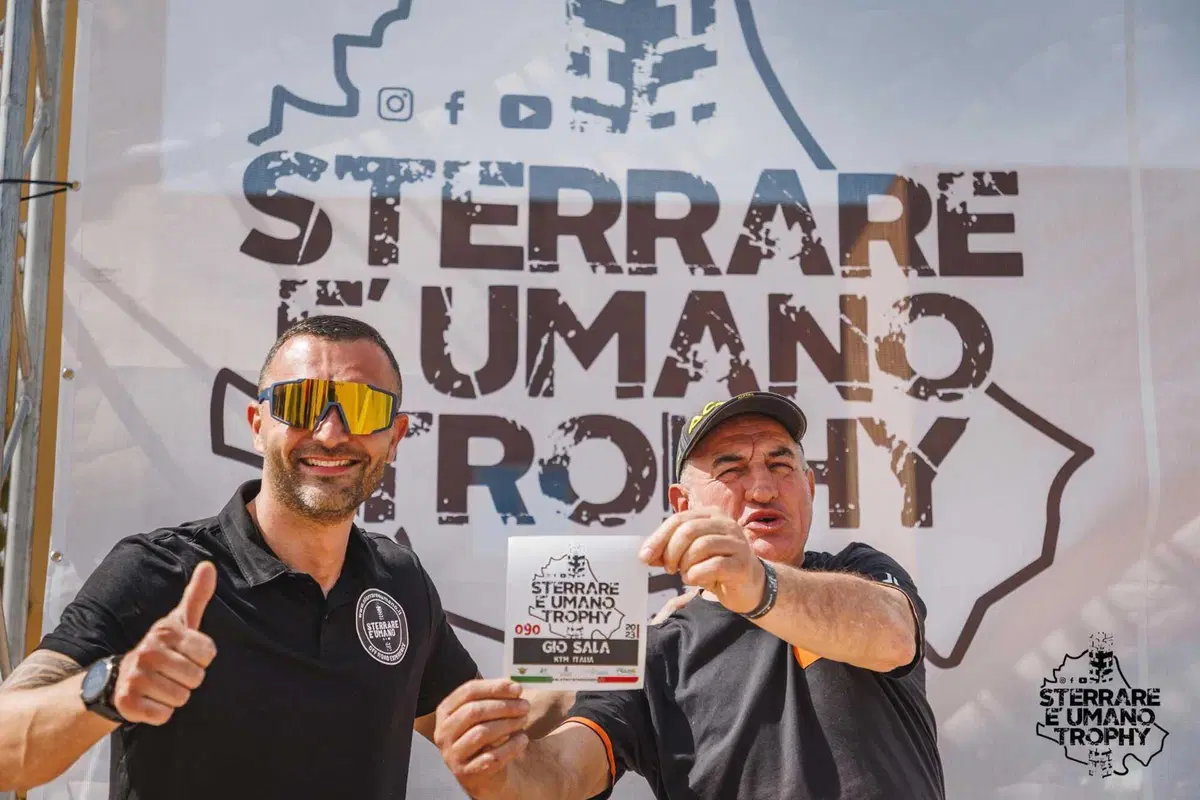 Le maxi enduro sono roba da vecchi? Se lo pensi, sei fuoristrada! (2)