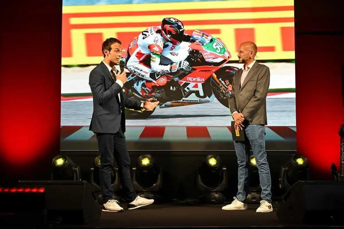 A Misano Pirelli ha celebrato i 20 anni di collaborazione con il WorldSBK (10)