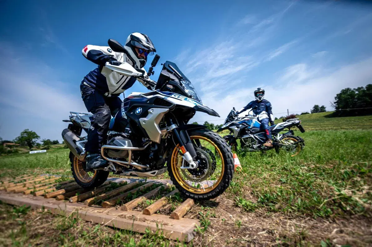BMW GS Trophy: il Team Italia ti aspetta per un'incredibile avventura in Namibia col Perfetto (3)