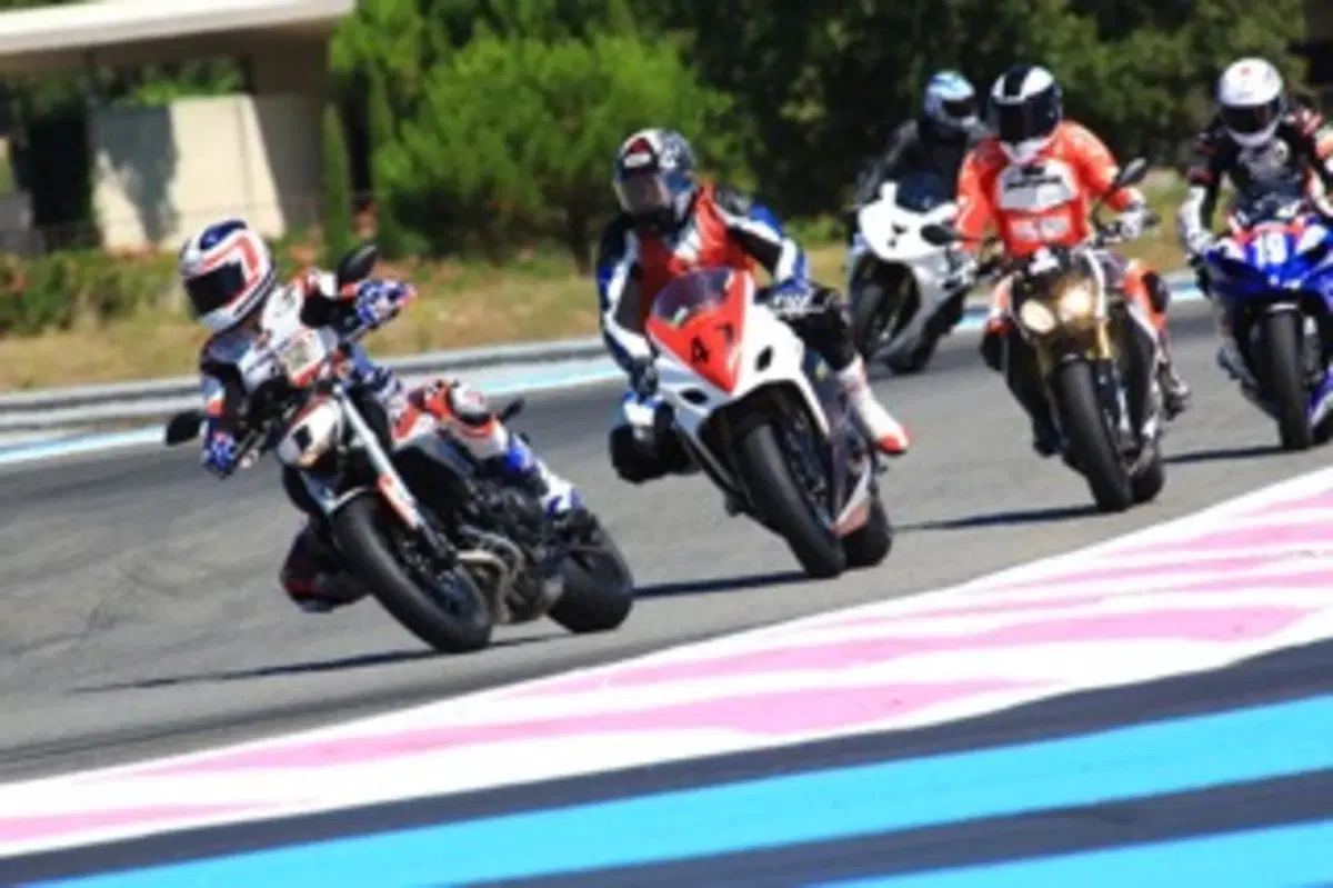 Freddie Spencer Riding School. Corsi di guida a Vallelunga e Misano (4)