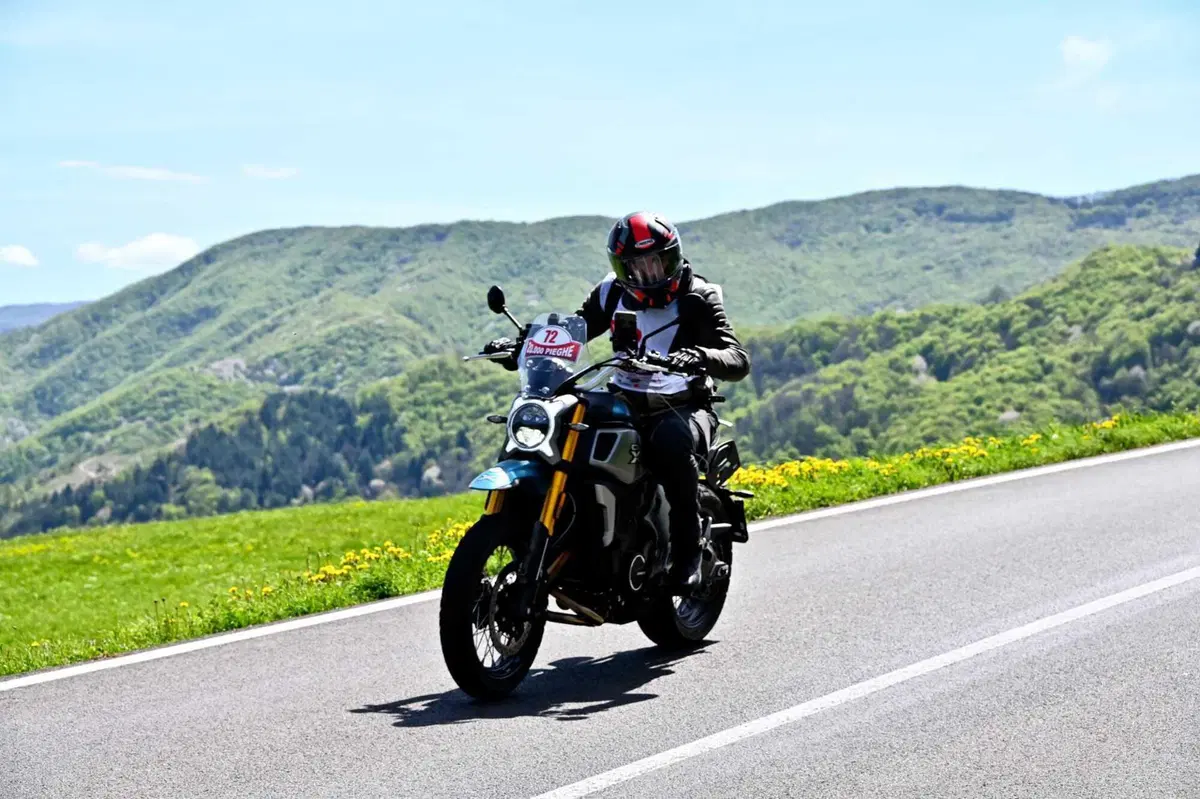 CFMOTO CL-X 700 Adventure TEST: ci abbiamo fatto 20.000 pieghe! [VIDEO E GALLERY] (10)