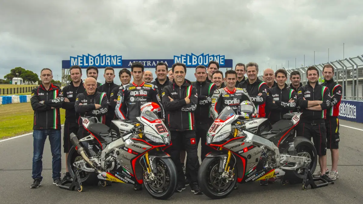 Superbike. Presentato a Phillip Island il team Aprilia - Red Devils (2)