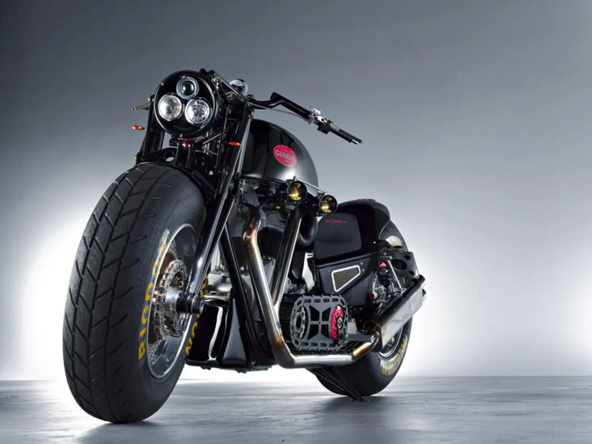 Gunbus 410. Una moto da 350 CV con motore V-Twin da 6728 cc (8)