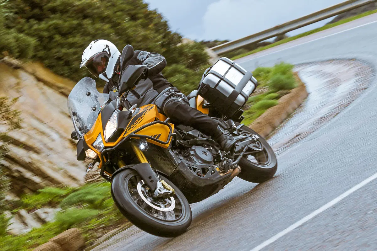 Aprilia Caponord 1200 Rally (8)