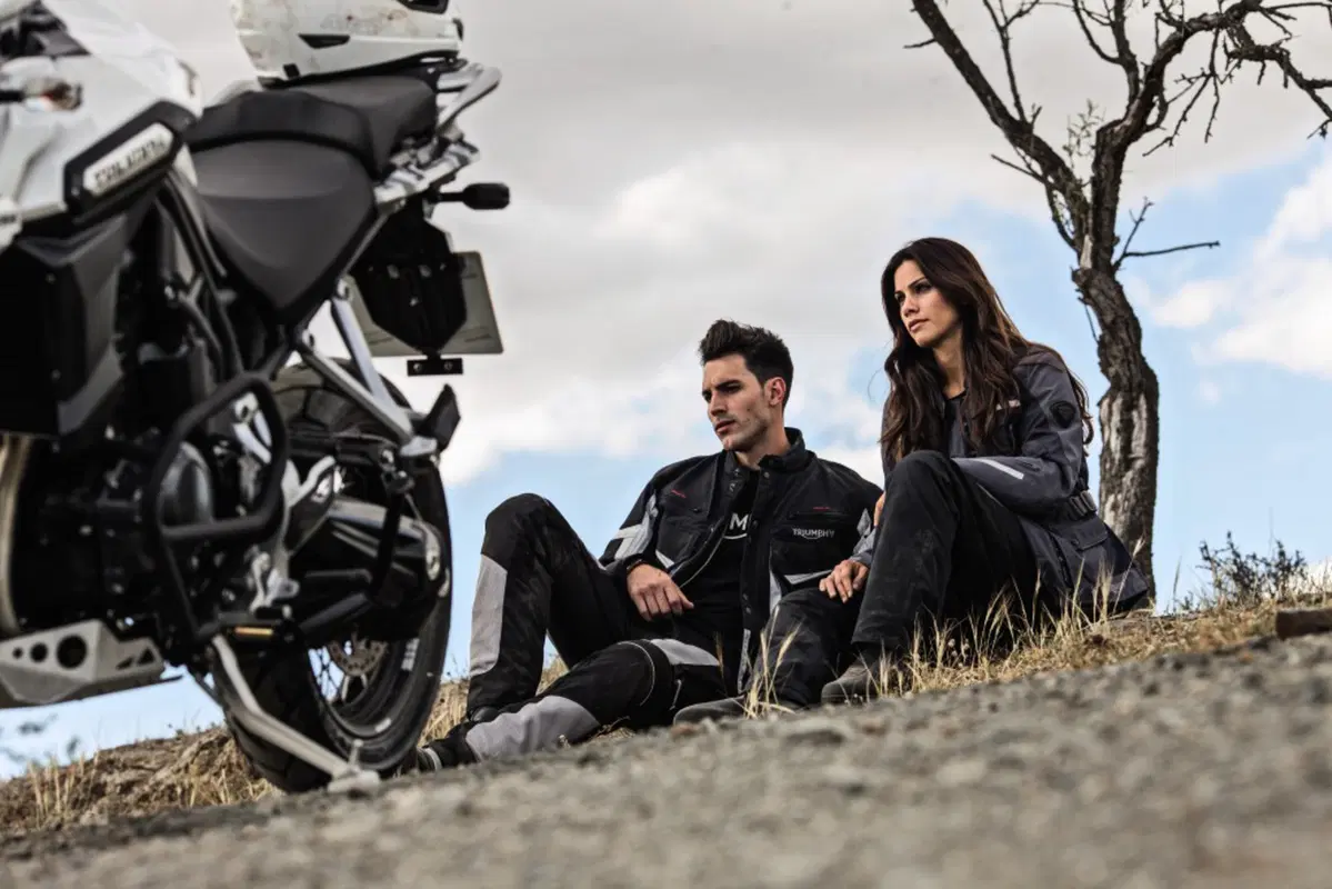Triumph: la collezione abbigliamento, accessori primavera-estate 2015 (8)